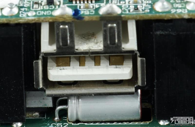 充电效果如何?华为Mate 9原装充电器SuperCharger拆解与评测_硬件综合_硬件教程_本站