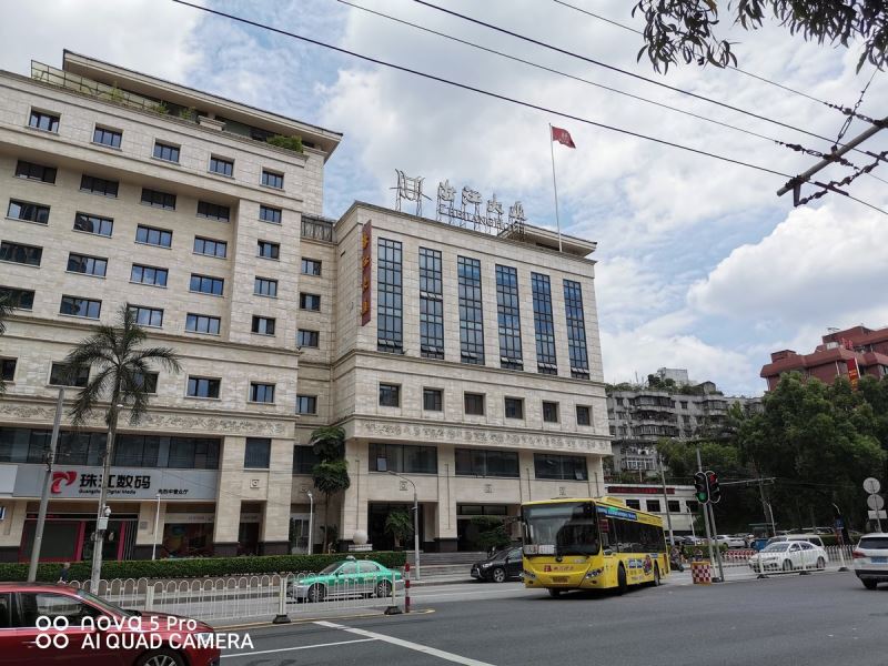 华为nova5 Pro手机外观、配置、性能、系统、拍照、续航及上手体验图文评测_手机评测_手机学院_本站