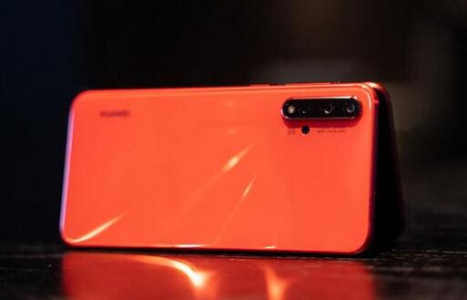 realmex50和华为nova5pro对比怎么样?realmex50和华为nova5pro对比评测_手机评测_手机学院_本站