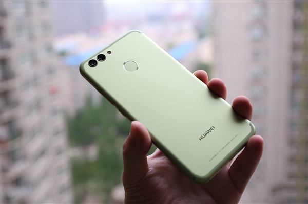 一加5和华为nova2哪个好?华为nova2和一加手机5全面区别对比评测