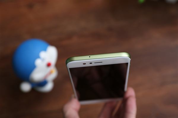 一加5和华为nova2哪个好?华为nova2和一加手机5全面区别对比评测