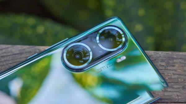 荣耀60和小米10s怎么选 荣耀60和小米10s区别对比_手机评测_手机学院_本站