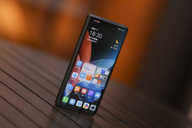 荣耀Magic V值得入手吗 荣耀Magic V体验评测_手机评测_手机学院_本站