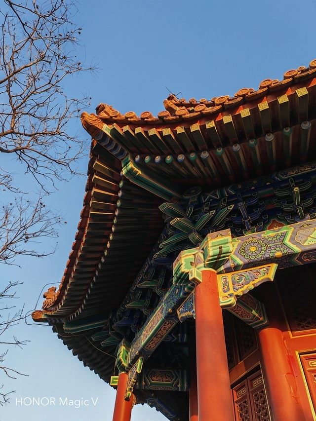 荣耀Magic V折叠屏手机评测   从未如此惊艳_手机评测_手机学院_本站