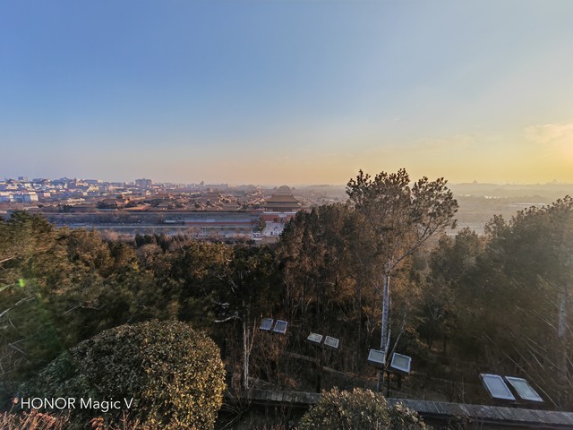 荣耀Magic V折叠屏手机评测   从未如此惊艳_手机评测_手机学院_本站