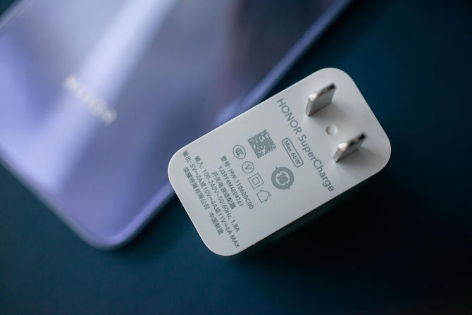 荣耀Play5体验如何 荣耀Play5详细评测_手机评测_手机学院_本站