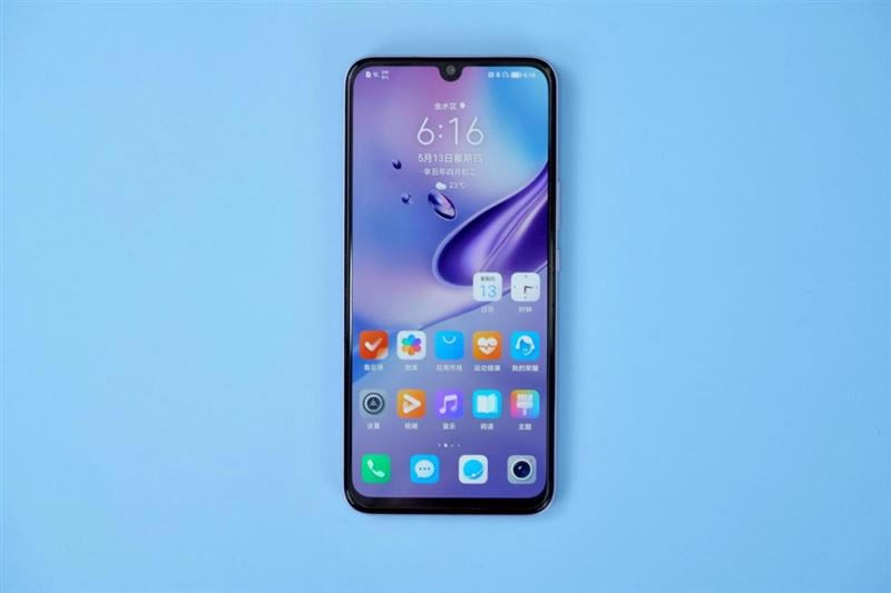 荣耀Play5好用吗 66W快充35分钟满血手机荣耀Play5全方位测评_手机评测_手机学院_本站