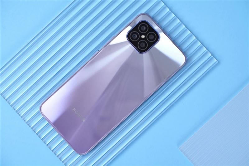 荣耀Play5好用吗 66W快充35分钟满血手机荣耀Play5全方位测评_手机评测_手机学院_本站