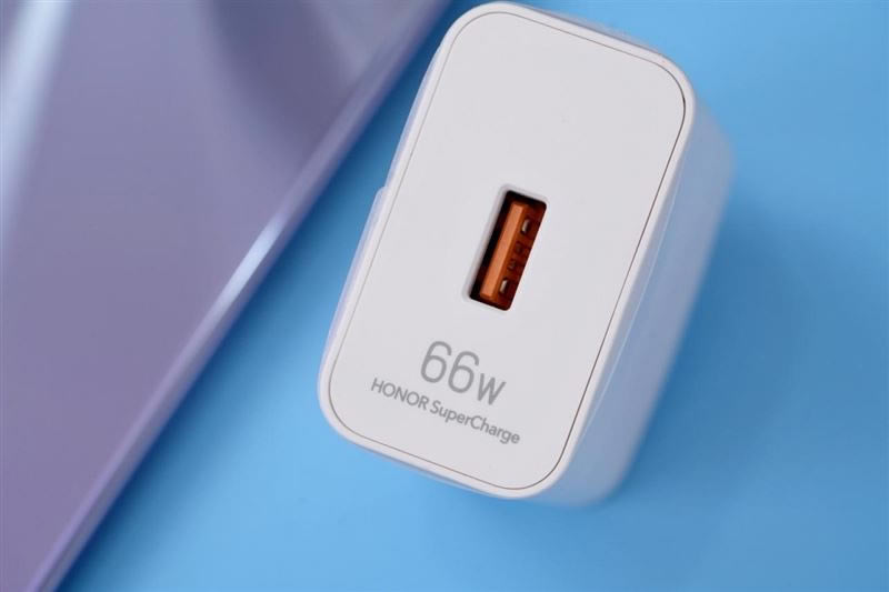 荣耀Play5好用吗 66W快充35分钟满血手机荣耀Play5全方位测评_手机评测_手机学院_本站