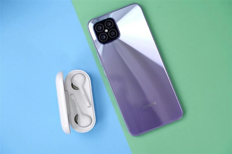 荣耀Play5好用吗 66W快充35分钟满血手机荣耀Play5全方位测评_手机评测_手机学院_本站