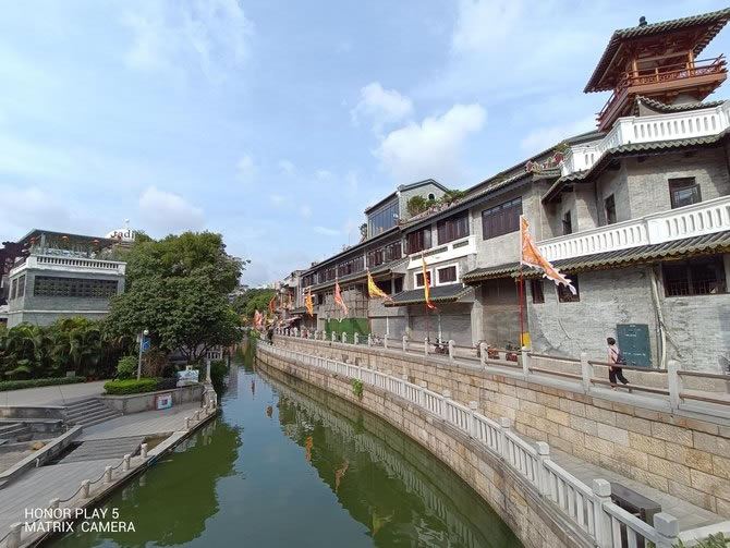 荣耀Play5体验如何 荣耀Play5详细评测_手机评测_手机学院_本站