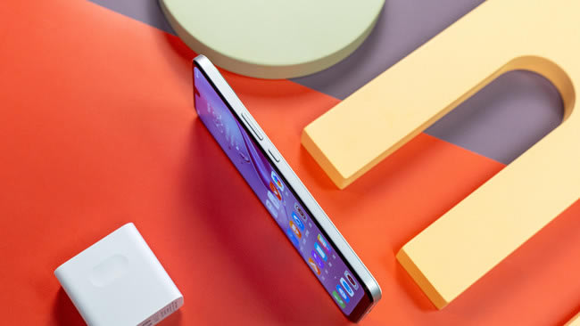 荣耀Play5值得入手吗 荣耀Play5上手体验评测_手机评测_手机学院_本站