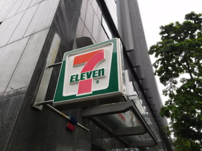 荣耀Play值得买吗 荣耀Play全面详细评测_手机评测_手机学院_本站