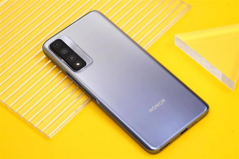 荣耀Play5T Pro好不好用 荣耀Play5T Pro上手测评_手机评测_手机学院_本站