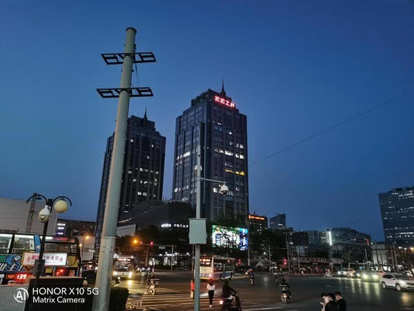 荣耀X10拍照好不好 荣耀X10夜拍功能详细评测_手机评测_手机学院_本站