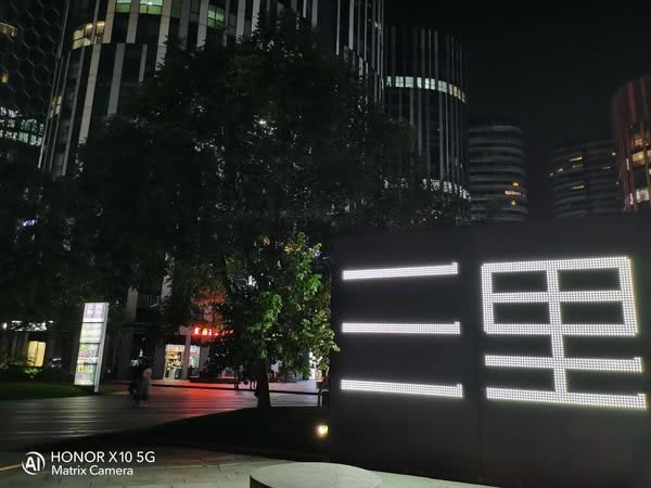 荣耀X10拍照好不好 荣耀X10夜拍功能详细评测_手机评测_手机学院_本站