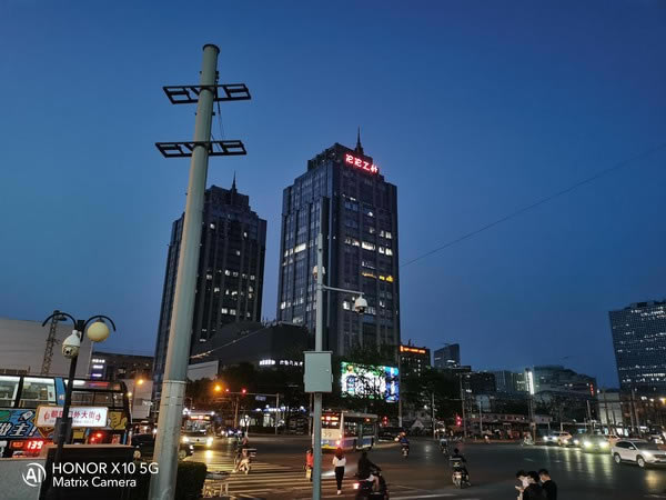 荣耀X10值得入手吗?荣耀X10全面详细评测_手机评测_手机学院_本站