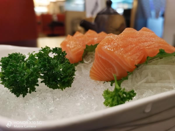 荣耀X10拍照怎么样?荣耀X10拍照能力评测_手机评测_手机学院_本站