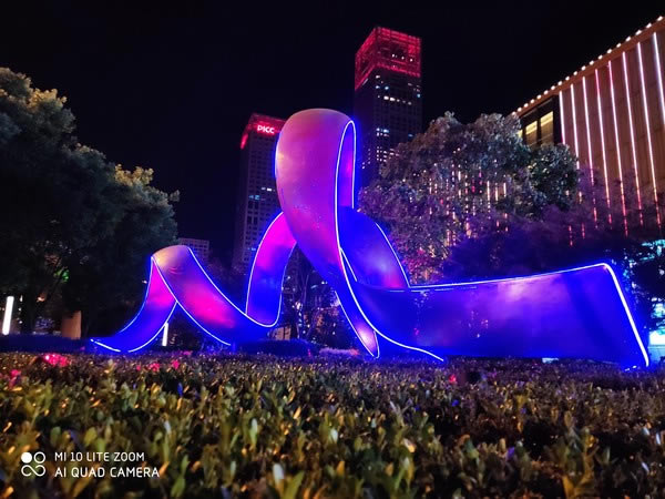 荣耀X10和小米10青春版哪个值得入手?荣耀X10对比小米10青春版评测_手机评测_手机学院_本站