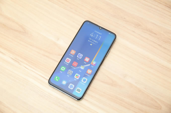 大屏机的坚守者,全新荣耀X10 Max 5G手机首发上手 除了7.09英寸屏幕还有啥?