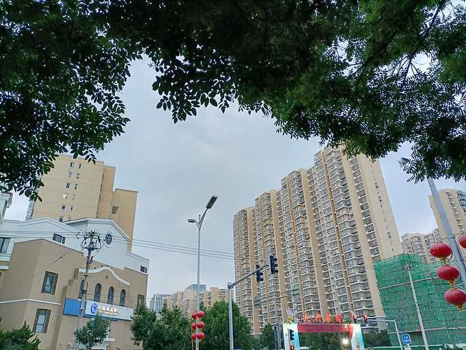 大屏机的坚守者,全新荣耀X10 Max 5G手机首发上手 除了7.09英寸屏幕还有啥?