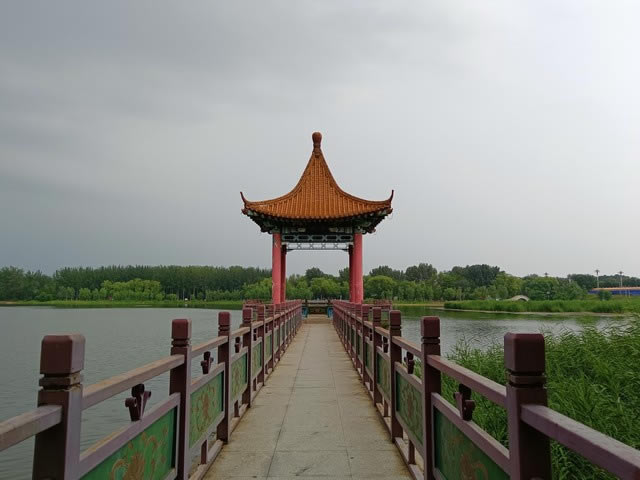 ��ҫX20���⣺��խ�߿�+66W������� ������ 