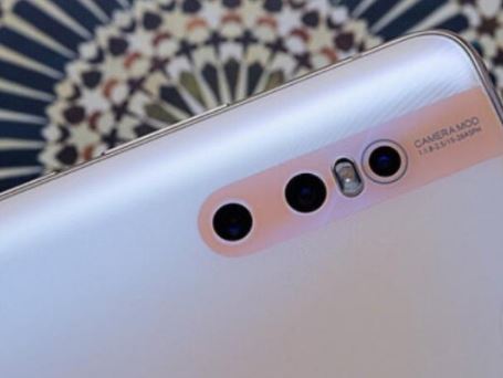 荣耀20和vivo x27哪个好 荣耀20和vivo x27区别对比_手机评测_手机学院_本站