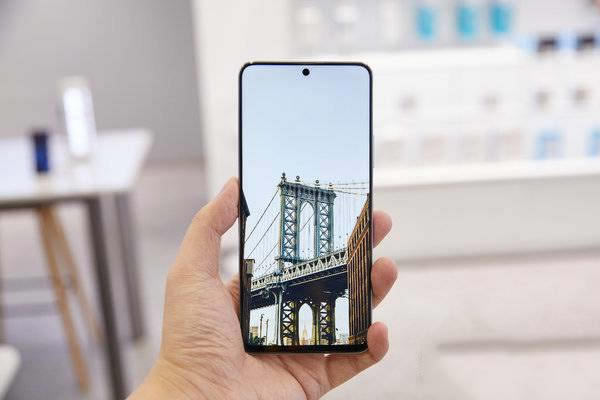 ��ҫx30����ҫx30i��ôѡ ��ҫx30����ҫx30i�Ա�����_�ֻ�����_�ֻ�ѧԺ_��վ