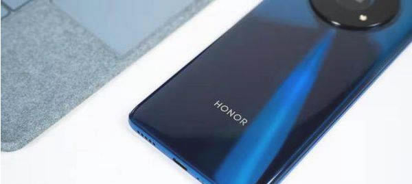 荣耀x30和vivoy76s买哪个好?荣耀x30和vivoy76s对比测评_手机评测_手机学院_本站