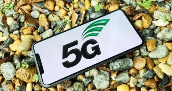 iPhone11和华为Mate30Pro有什么区别 iPhone11和华为Mate30Pro对比介绍_手机评测_手机学院_本站