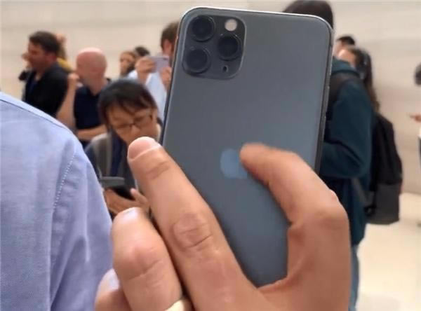 苹果iPhone11 Pro值得买吗 iPhone11 Pro使用2天的深度体验评测_手机评测_手机学院_本站