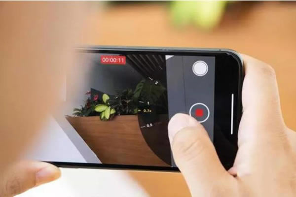 华为mate30pro和iphone11promax详细对比介绍_手机评测_手机学院_本站