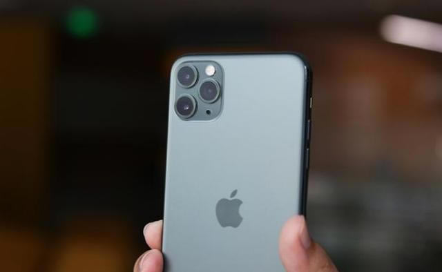 iPhone11和三星Note10+哪款好 iPhone11 Pro Max与三星Note10+ 5g拍摄对比_手机评测_手机学院_本站
