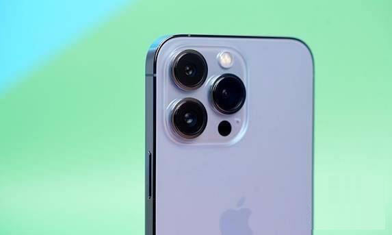 iPhone13Pro和荣耀Magic3Pro哪个拍照更好?两款手机拍照对比评测_手机评测_手机学院_本站