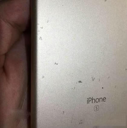 iPhone6S背面被氧化怎么办 iPhone6s机身背部掉漆无法修复的解决办法_苹果手机_手机学院_本站