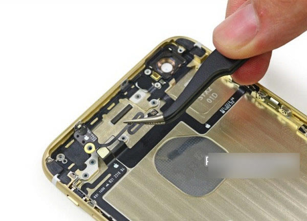 iPhone6拆机教程:苹果iPhone6拆机详细图解介绍_手机评测_手机学院_本站