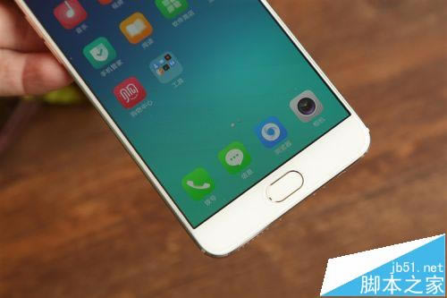 OPPO R9对比iPhone 6全方位详细测评 指纹解锁仅需0.2秒_安卓手机_手机学院_本站