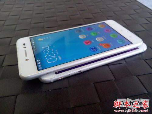 ����S90��iPhone 6�ĸ��ã�����S90ײ��iPhone 6��۶Ա�ͼ��_�ֻ�����_�ֻ�ѧԺ_��վ