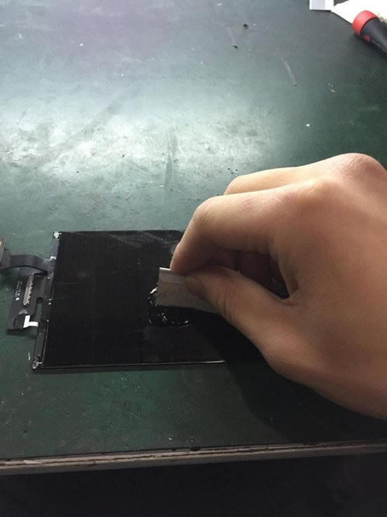 iPhone6 Plus屏幕碎了不用怕 手把手教你维修