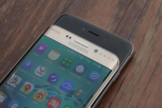����S6 edge+��ƻ��iPhone 6 Plus�ĸ��ã�S6 edge+��iPhone 6 Plus��ϸ�Ա�����_�ֻ�����_�ֻ�ѧԺ_��վ