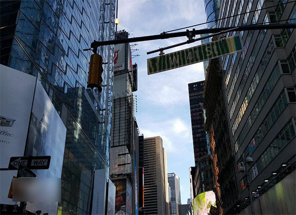 三星S6/iPhone6 Plus哪个拍照好?三星S6/iPhone6 Plus拍照对比评测_手机评测_手机学院_本站