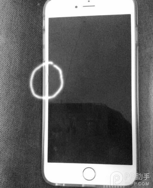 被冻的? iPhone6 Plus屏幕被冻开裂了(图)_手机资讯_手机学院_本站
