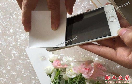 苹果iPhone7怎样贴膜？2.5D屏iPhone7贴膜办法详细图文教程