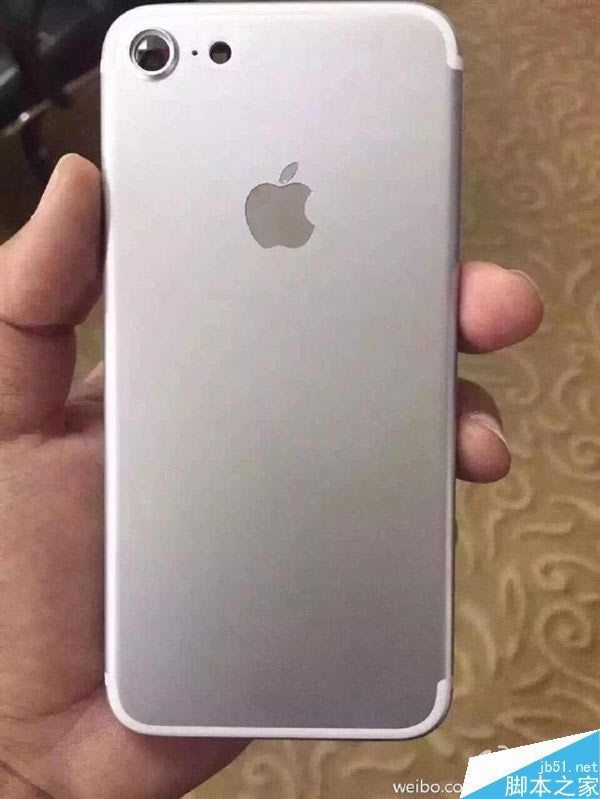 保护壳泄天机:iPhone 7 Plus就是双摄像头!