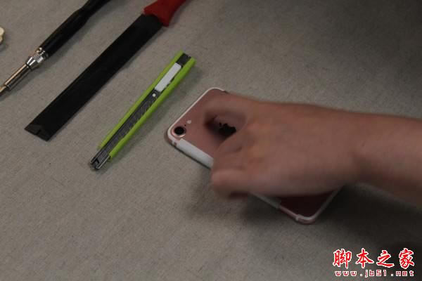 iphone7质量怎么样?苹果iPhone7的十万个虐待测试
