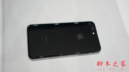 iPhone7亮黑色好看吗?iPhone7亮黑色上手体验评测_苹果手机_手机学院_本站