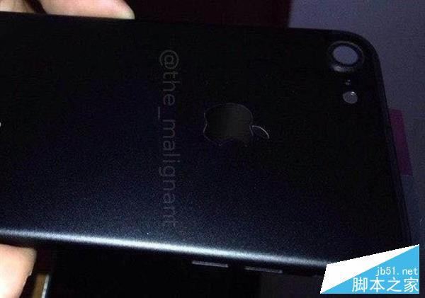 iPhone 7黑色版真机照首曝光!