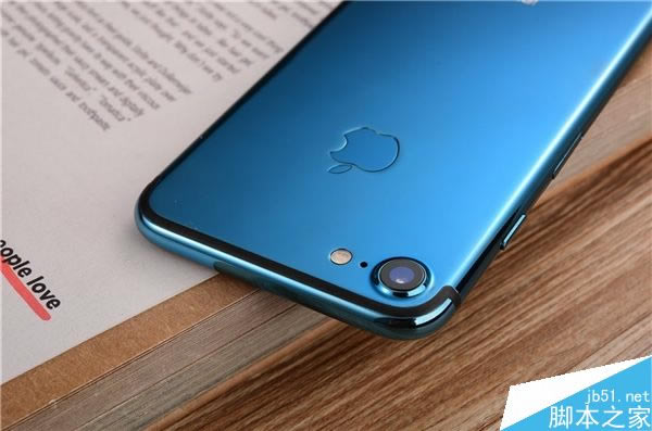亮蓝色定制版iPhone 7国内惊艳开箱图赏:骚到极致_苹果手机_手机学院_本站
