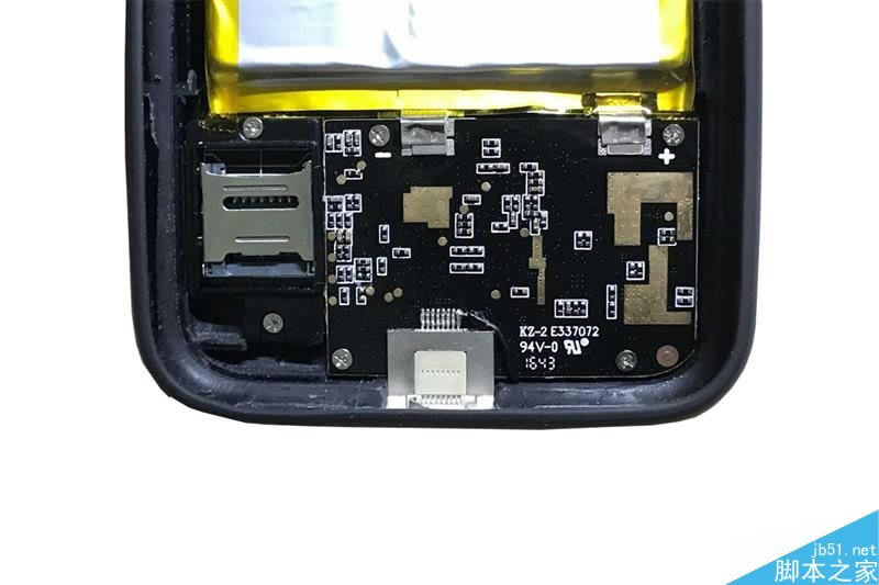 型号ME7086A的酷能量iPhone 7背夹电池拆解图赏_手机知识_手机学院_本站