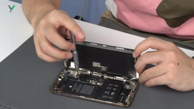 iPhone XS Max内部做工怎么样?苹果XS MAX拆解图解评测